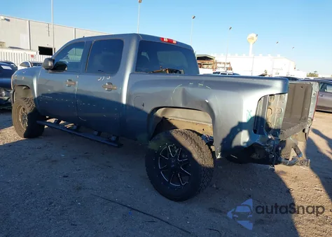 2011 Chevrolet Silverado 1500 Ls z USA, uszkodzony, nr VIN 3GCPCREA3BG319709